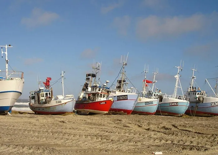 Luxury Retreat With Pool - By Traum 펜션 Torup Strand